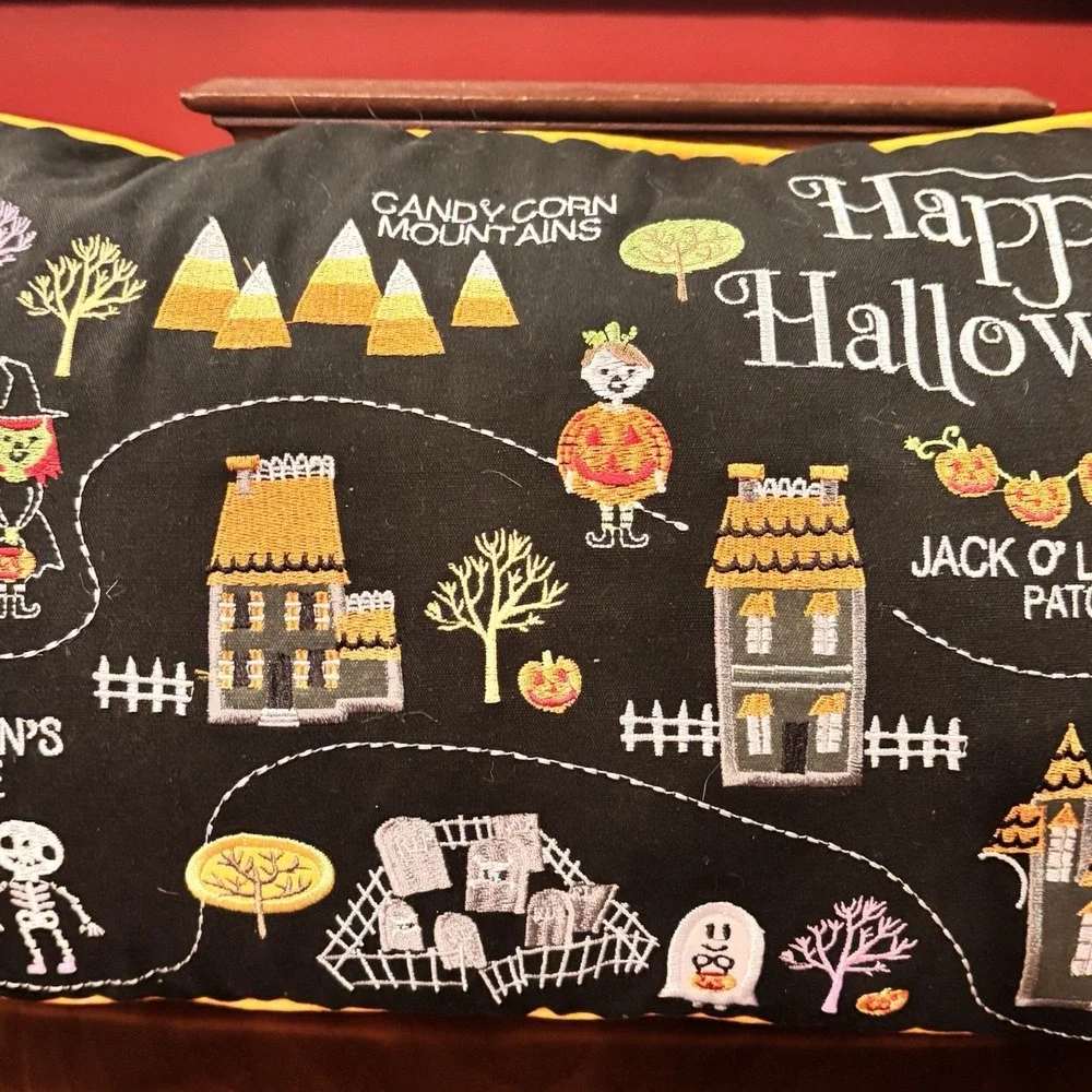 Isaac Mizrahi Halloween Pillow NWT‎ Embroidered Spooky Village Lumbar Black